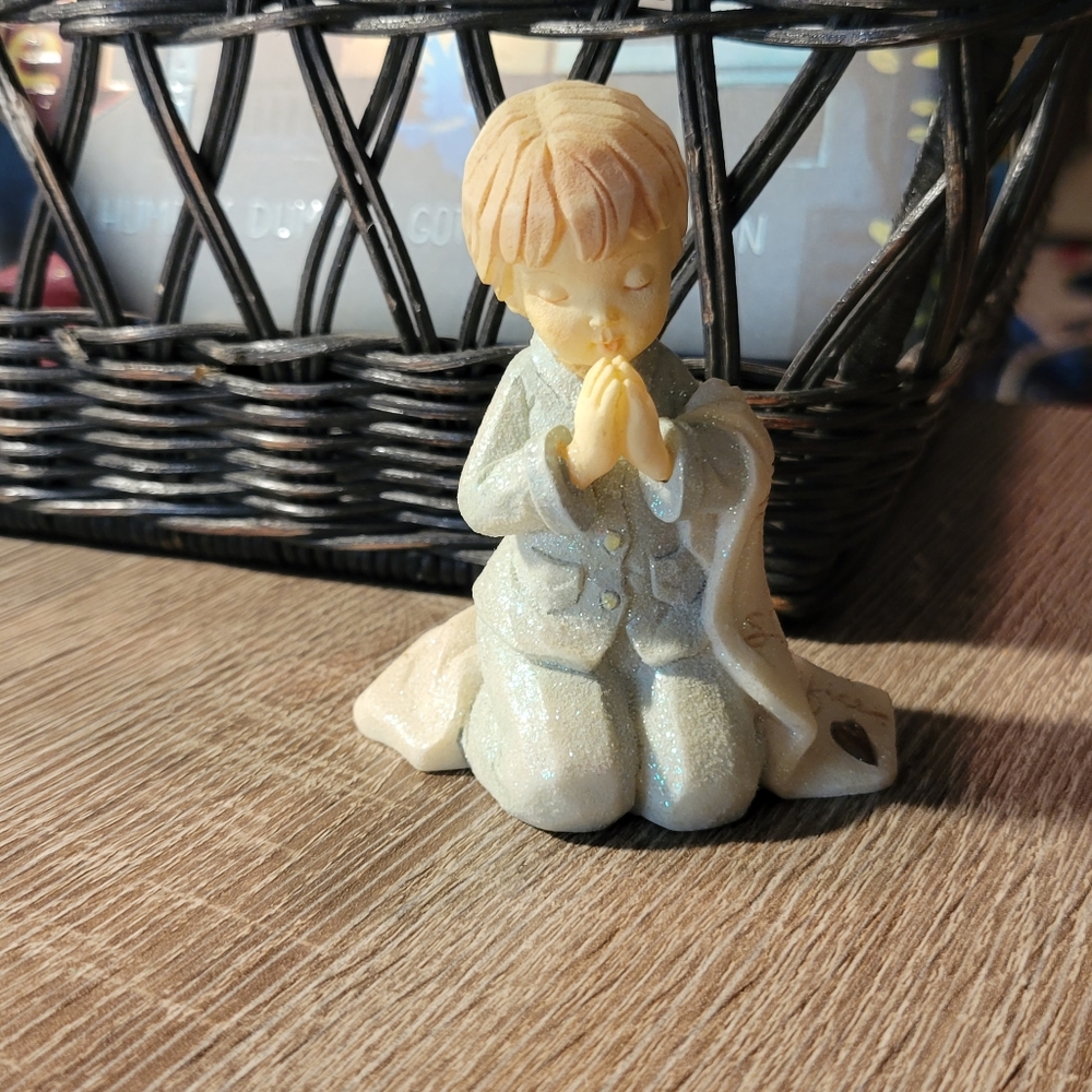 Foundations by Karen Hahn - Enesco Group 2004 0000418 Boy Praying